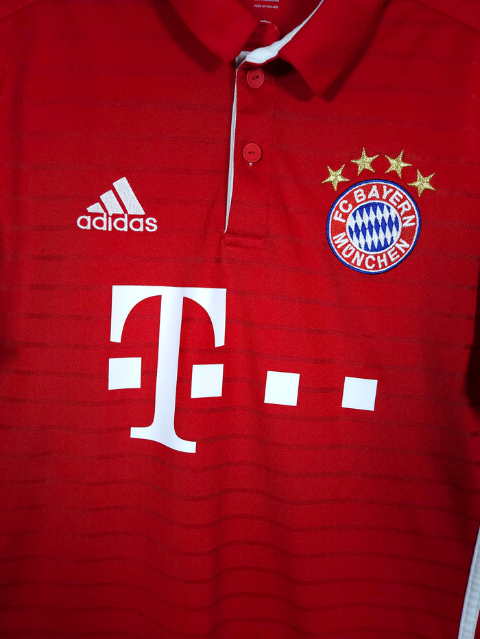 2016-17 Bayern Munich Home Shirt - detailed view