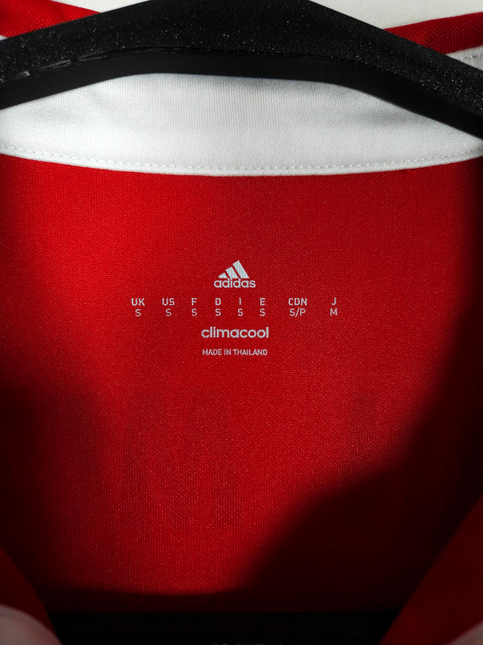 2016-17 Bayern Munich Home Shirt - detailed view