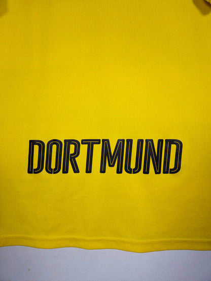 2017-18 Borussia Dortmund Home Shirt - detailed view