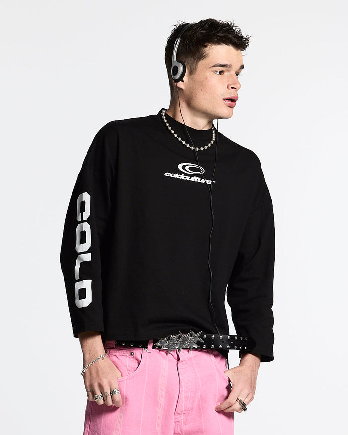 55 FLAMES LONGSLEEVE BLACK - black graphic longsleeve tee, front view on male model - Cold Culture #man