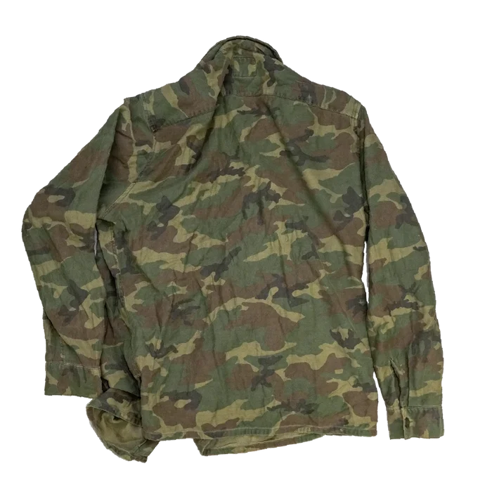 American Eagle Outfitters Woodland Camo Shirt - XLarge - Army & Outdoors - Field Shirts