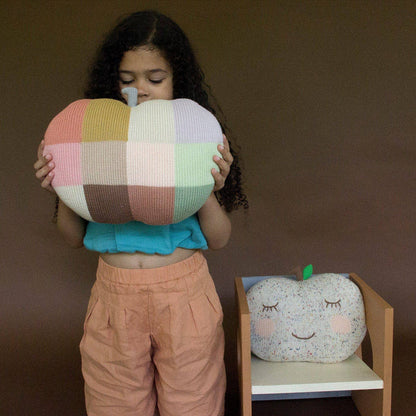 Apple Pillow Tweedy