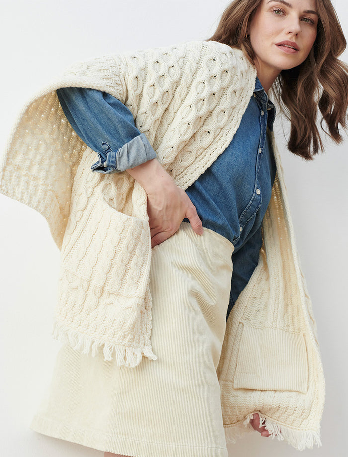 Aran Shawl Wrap with Pockets – Natural White #color_natural-white