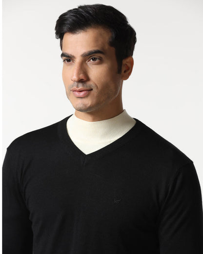 Black V-Neck Solid Sweater - Kenny