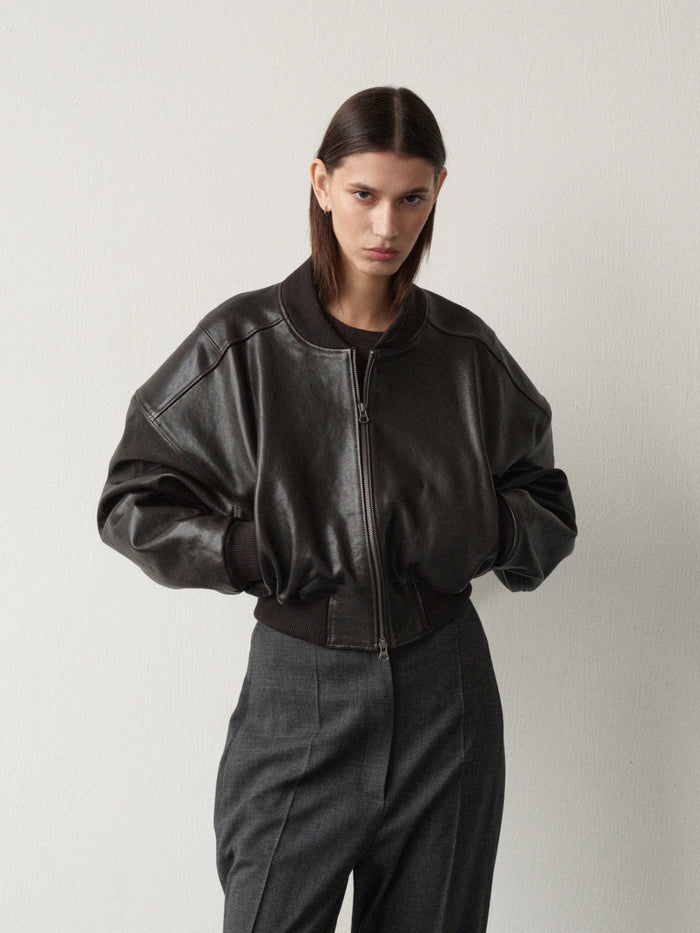 CROPPED BOMBER LEATHER JACKET IN DARK BROWN