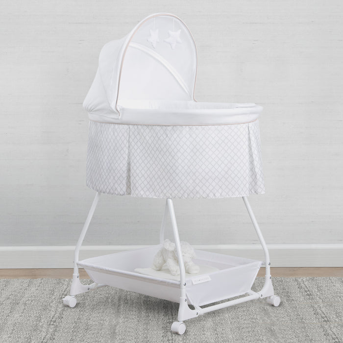 Grey Lattice (2390)
