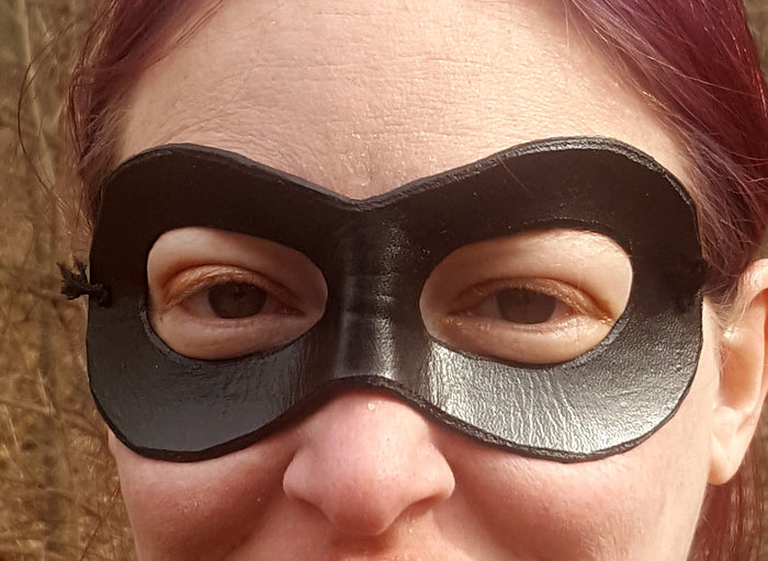 Domino Mask - Round Edged Molded Leather Mask