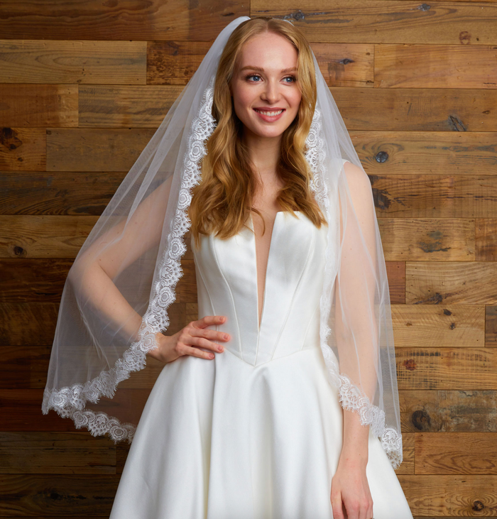 Elira Veil