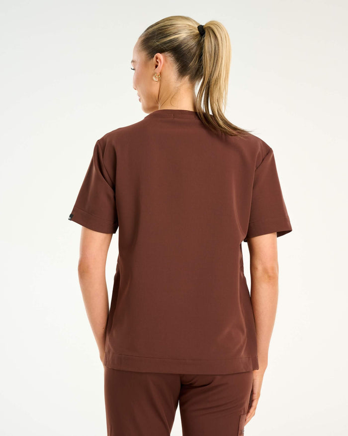 Essential Crewneck Scrub Top - Cocoa
