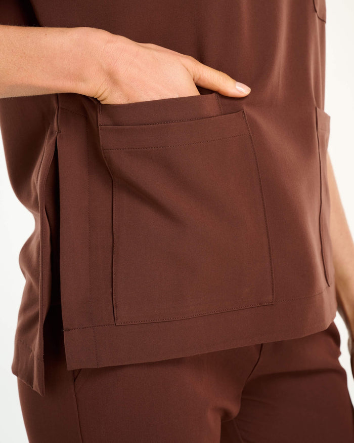 Essential Crewneck Scrub Top - Cocoa