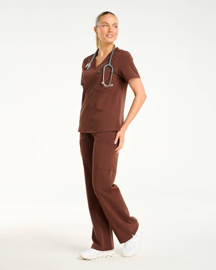 Essential One Pocket V Neck Scrub Top - Cocoa