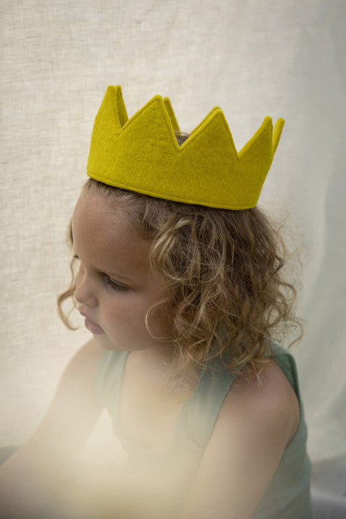 Felt Crown - Medium