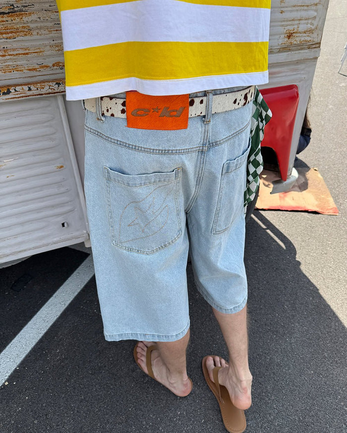 FROSTED JORTS LIGHT BLUE DENIM - light blue denim shorts, street style shot - Cold Culture