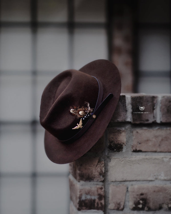 Southern Gents Golden Eagle Hat Lapel Pin