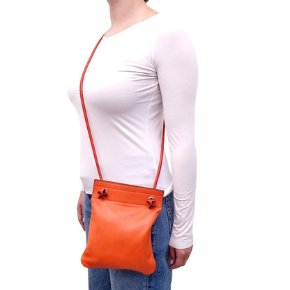 HERMÈS ORANGE SWIFT ALINE MINI BAG