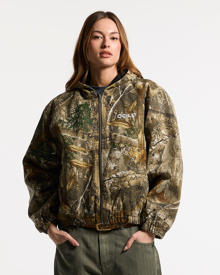 HOODED JACKET REALTREE - realtree camo hooded jacket, front view on female model - Cold Culture #woman