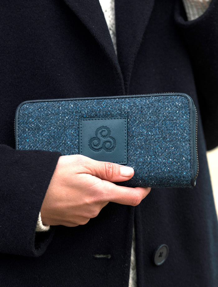 Kerry Tweed Traditional Purse - Midnight Blue #color_midnight-blue