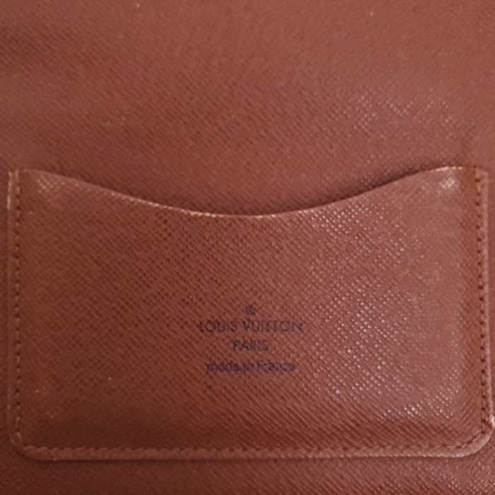 LOUIS VUITTON LARGE DOCUMENT HOLDER
