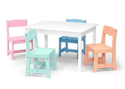 Bianca White with Pastel (1235)