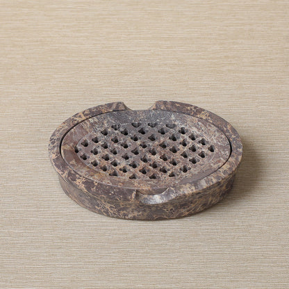 Oval lattice soap dish