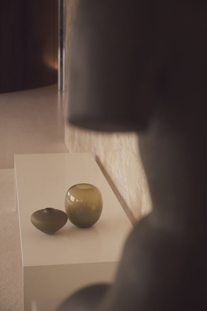 OVAL VASE 02 GLASS OLIVE
