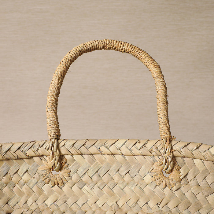 Oversized palm tote