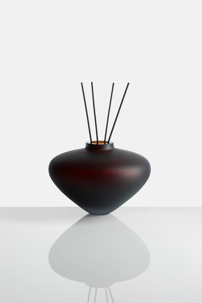 PEBBLE VASE 03 GLASS MOCHA MATTE