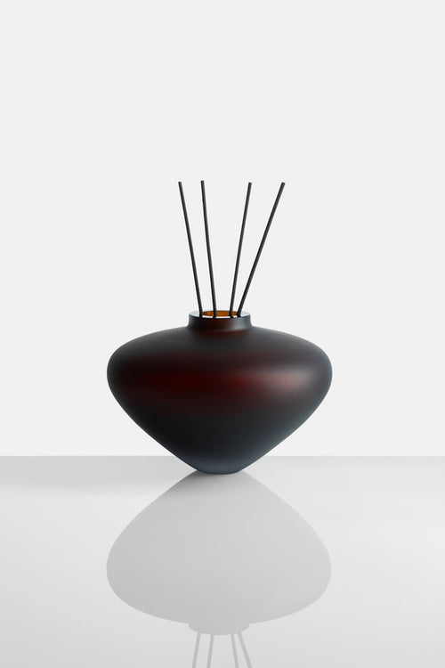 PEBBLE VASE 03 GLASS MOCHA MATTE
