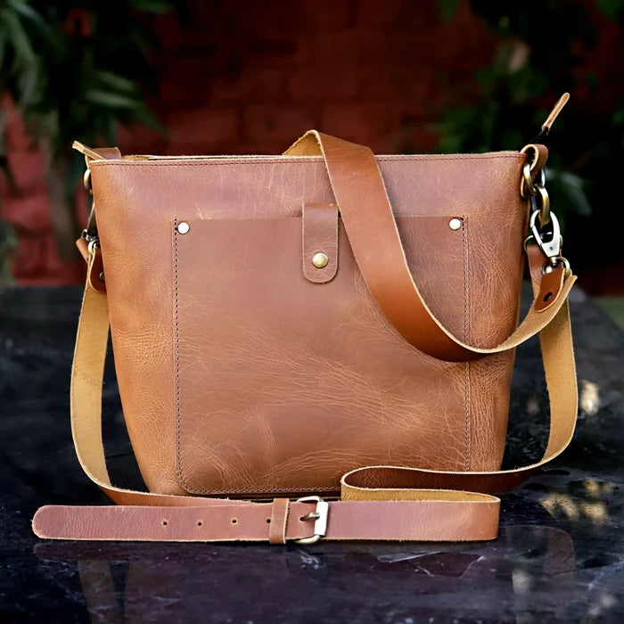 PHOENIX BUFFALO LEATHER TOTE -TAN