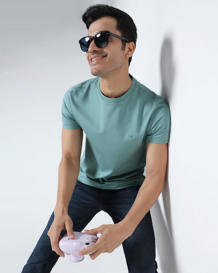 Pista Green Crew Neck Solid T-Shirt - Peralta