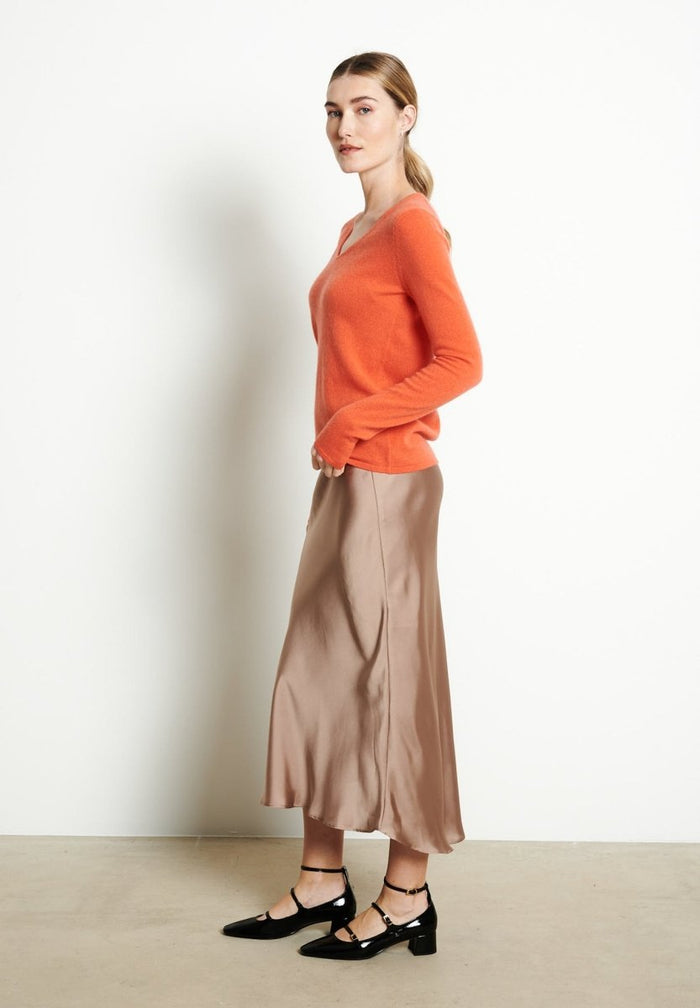 LILLY 2 Pull col V en cachemire mandarine