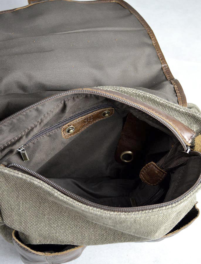 Traditional Tweed & Leather Single Buckle Bag