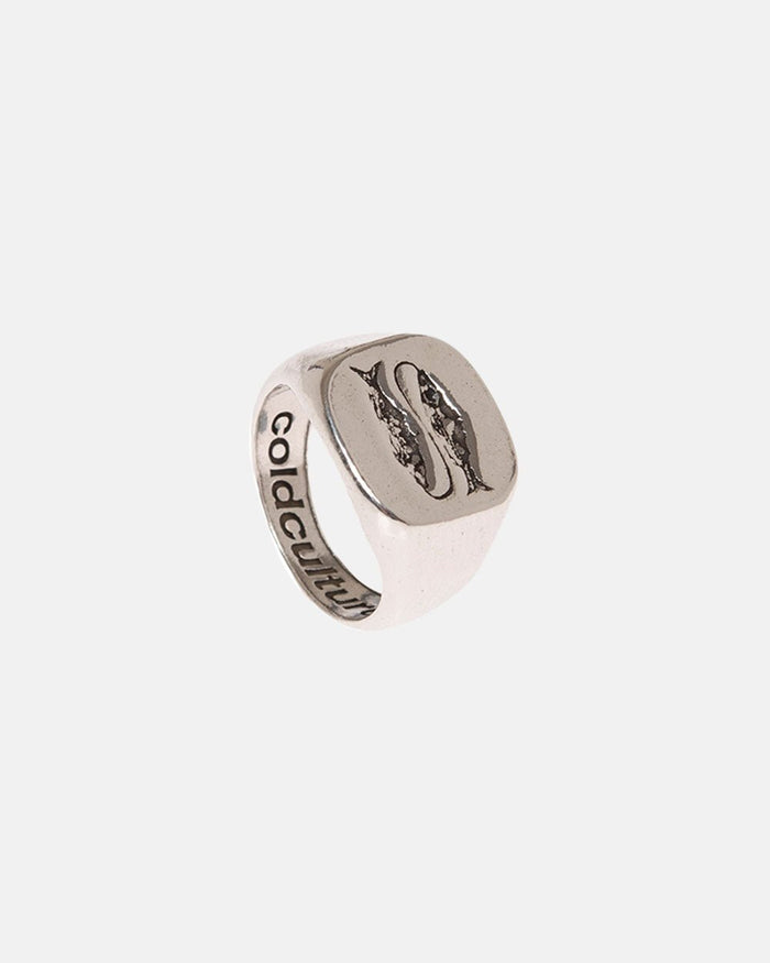 TWO FISH RING - silver engraved signet ring, side view - Cold Culture