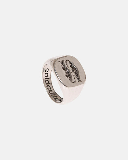 TWO FISH RING - silver engraved signet ring, side view - Cold Culture