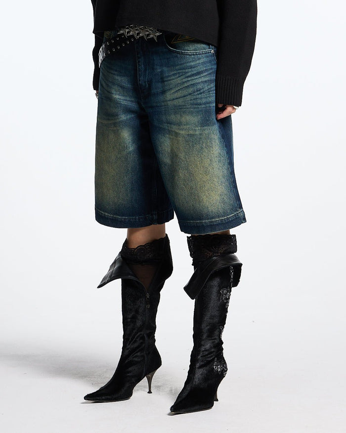 ZENIT SHORTS RAW - dark washed denim shorts, side view - Cold Culture #woman